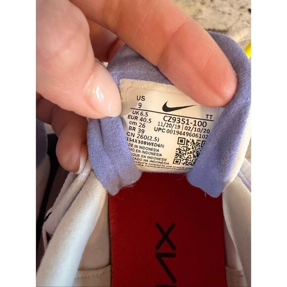 Nike Air Max 270 React Sneakers White Pink Yellow Black, Women’s Size 9 - Picture 12 of 12